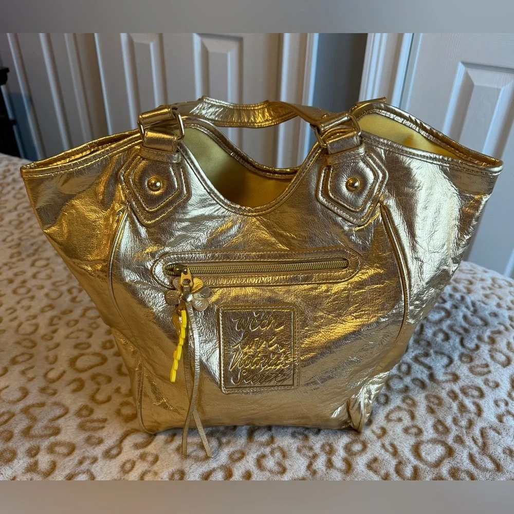 Victoria's Secret Metallic Gold Tote Bag Y2K 
Victoria’s Secret Angels 2.000s - Picture 3 of 14